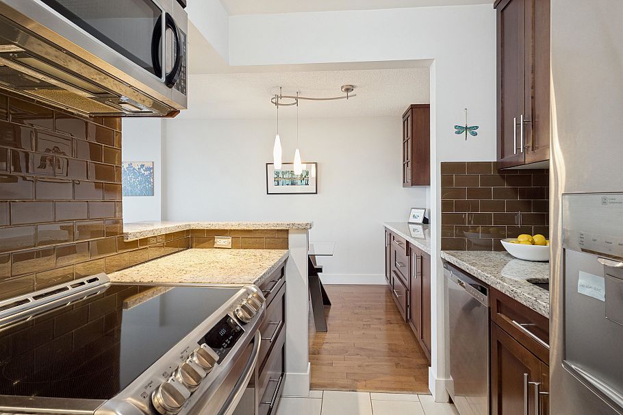 903 701 W Victoria Park North Vancouver, BC - 14