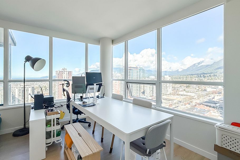 1607 125 E 14th Street North Vancouver, BC - 9