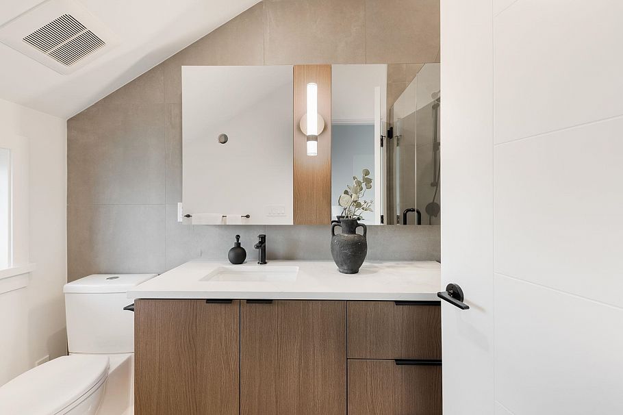 2 550 Kaslo Street Vancouver, BC - 25