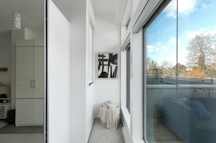 396 E 15th Avenue Vancouver, BC - 21