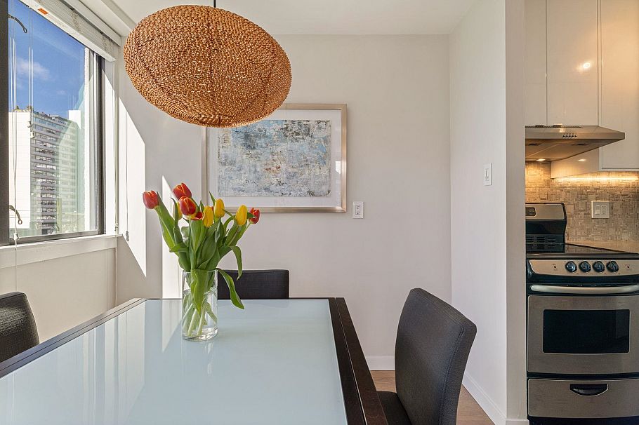 406 1740 Comox Street Vancouver, BC - 14