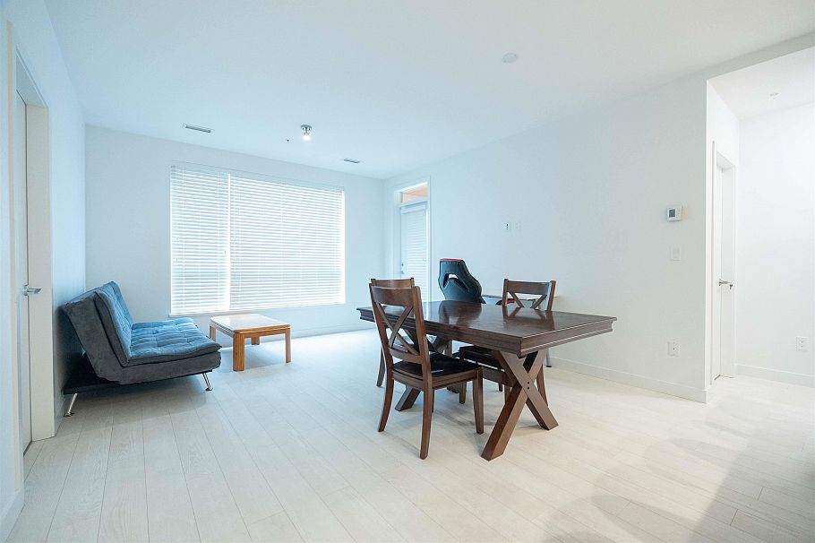 303 3581 Ross Drive Vancouver, BC - 4