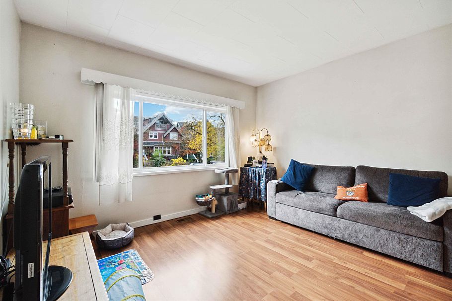 1649 Grant Street Vancouver, BC - 6