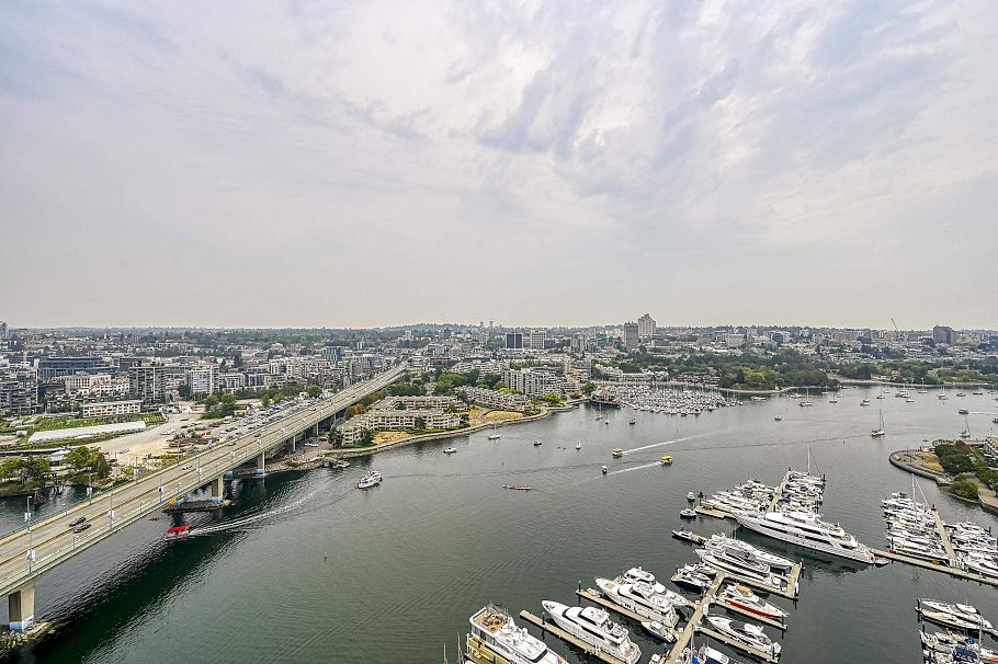 3307 1033 Marinaside Crescent Vancouver, BC - 31