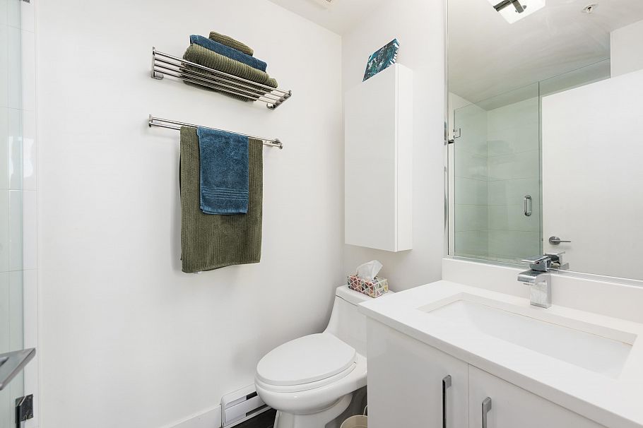 350 E 7th Avenue Vancouver, BC - 18