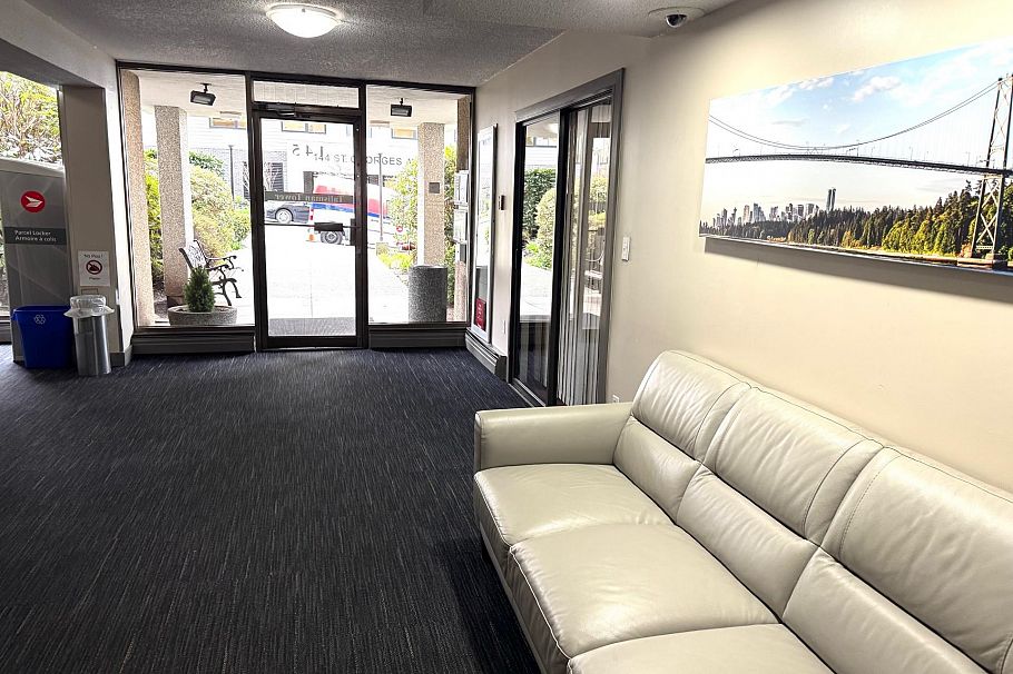 1903 145 St. Georges Avenue North Vancouver, BC - 18