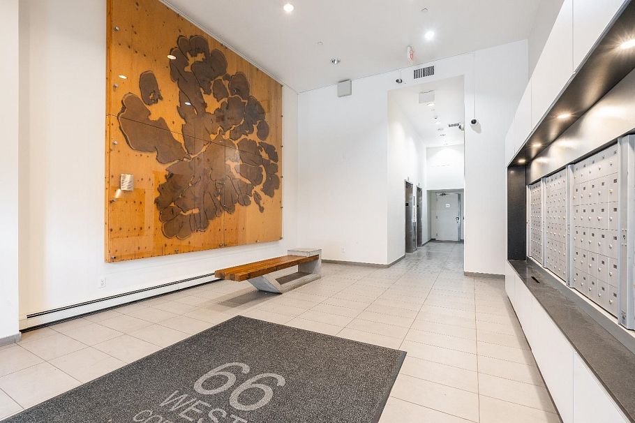 1011 66 W Cordova Street Vancouver, BC - 35