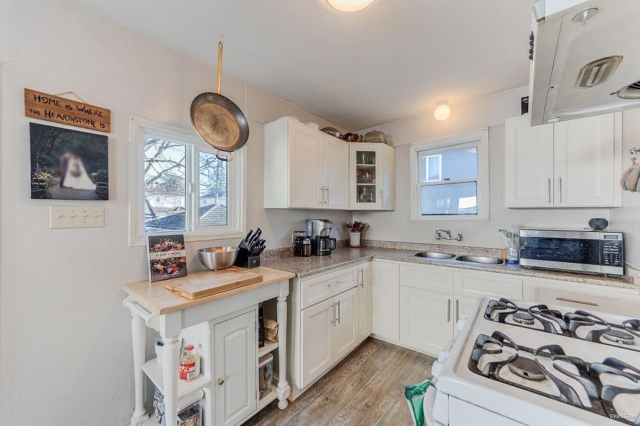 4736 Knight Street Vancouver, BC - 10