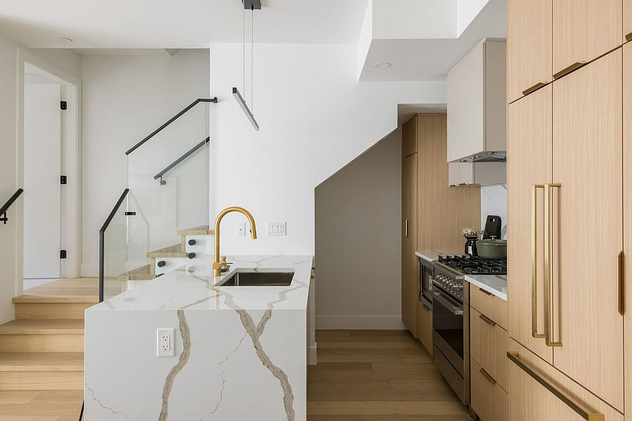 1 550 Kaslo Street Vancouver, BC - 12