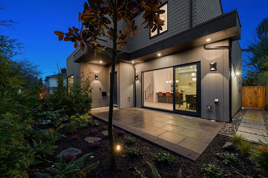 1605 E 21st Avenue Vancouver, BC - 29