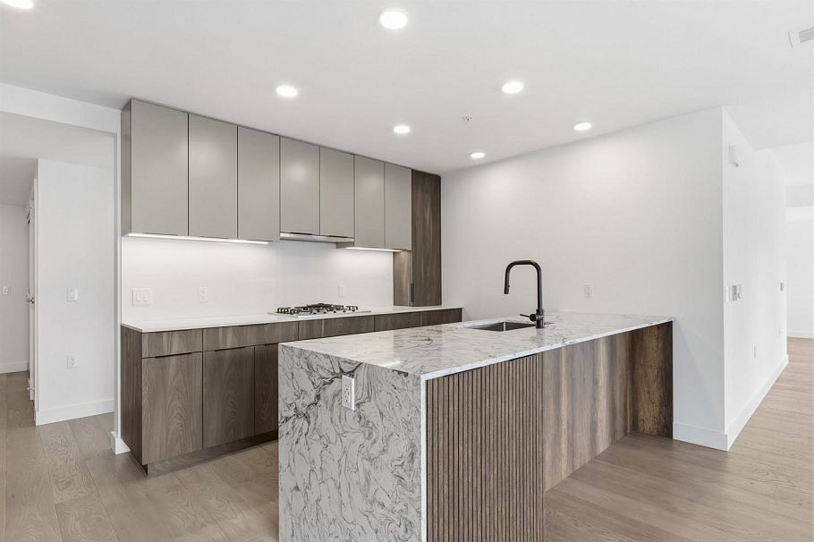 309 3590 W 39th Avenue Vancouver, BC - 9