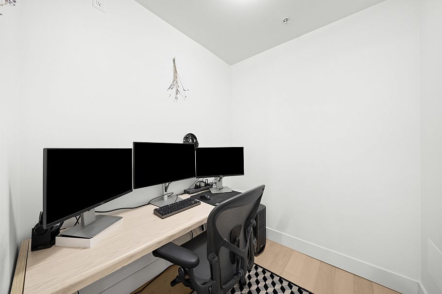 10 1419 E 1st Avenue Vancouver, BC - 16