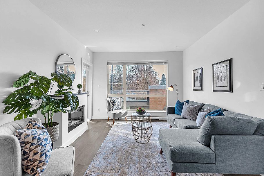 202 1330 Marine Drive North Vancouver, BC - 1