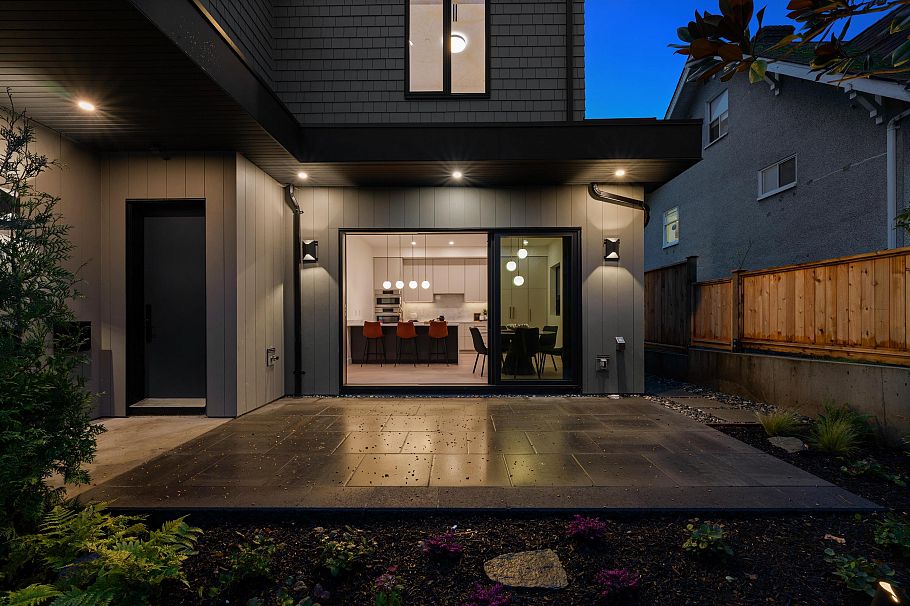 1605 E 21st Avenue Vancouver, BC - 30