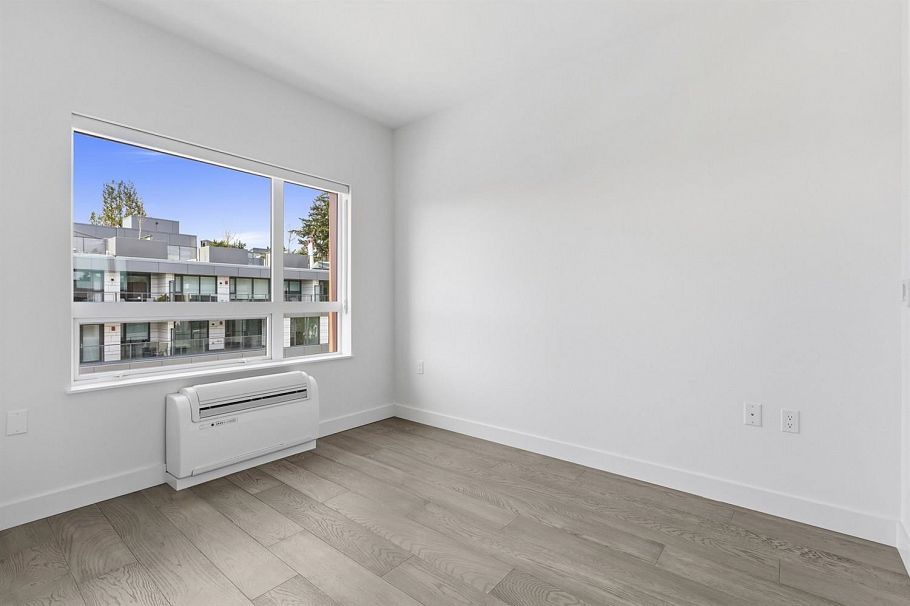 305 3590 W 39th Avenue Vancouver, BC - 9