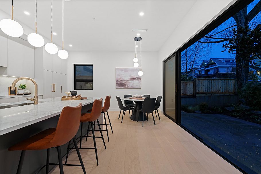 1605 E 21st Avenue Vancouver, BC - 10