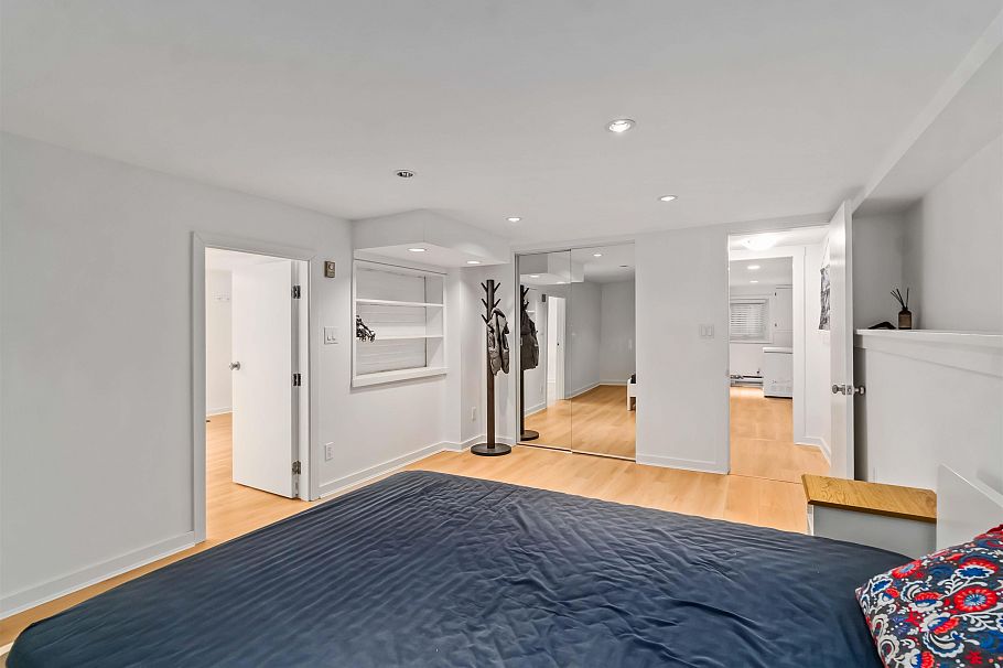 3322 W 38th Avenue Vancouver, BC - 30