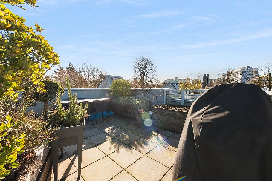 350 E 7th Avenue Vancouver, BC - 21