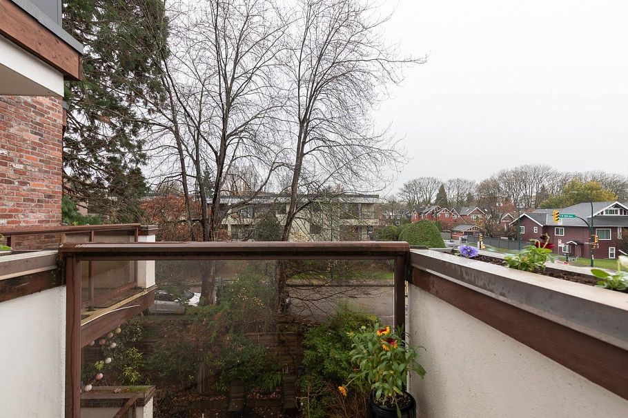 306 1775 W 10th Avenue Vancouver, BC - 24