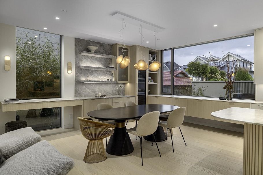 4521 Langara Avenue Vancouver, BC - 6