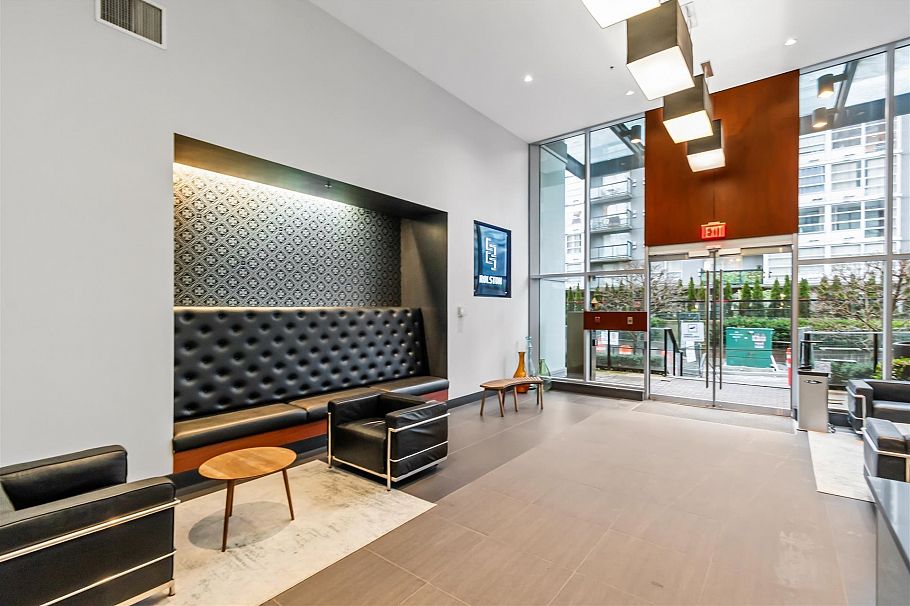 908 1325 Rolston Street Vancouver, BC - 4