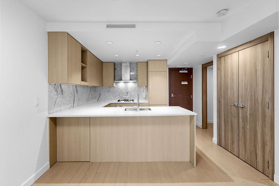 611 455 SW Marine Drive Vancouver, BC - 7