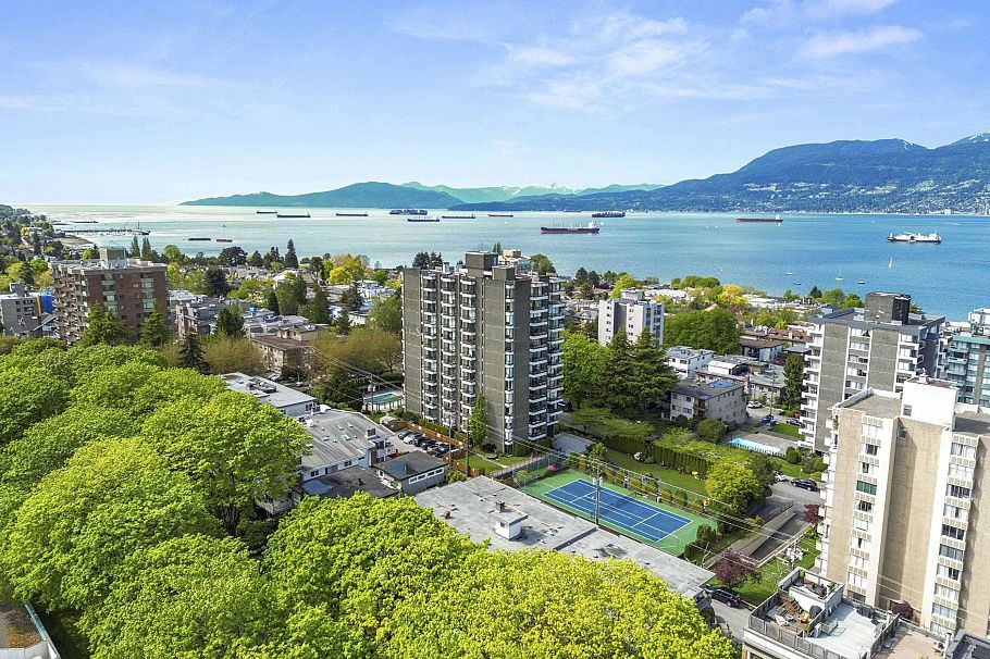 906 2370 W 2nd Avenue Vancouver, BC - 2