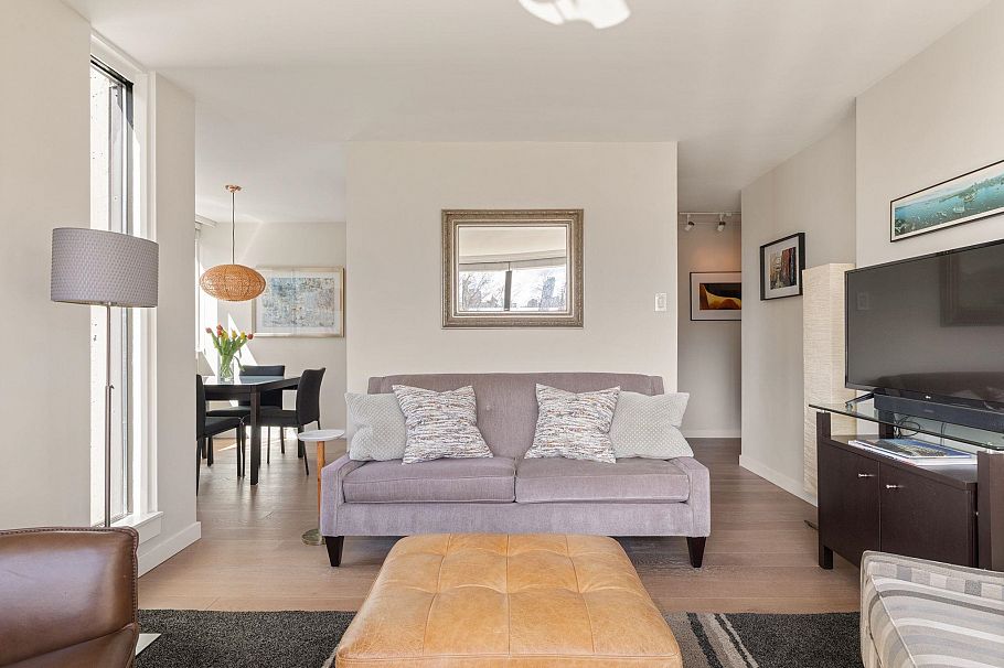 406 1740 Comox Street Vancouver, BC - 11