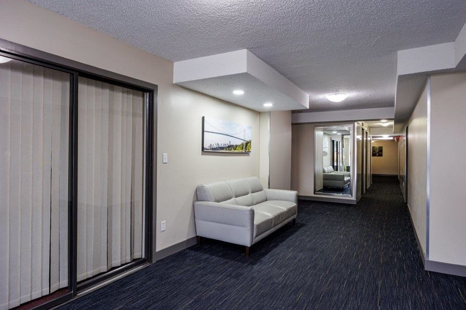 1903 145 St. Georges Avenue North Vancouver, BC - 20