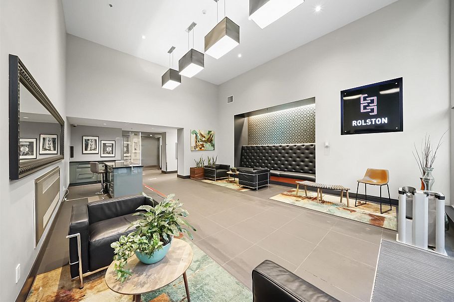 908 1325 Rolston Street Vancouver, BC - 3