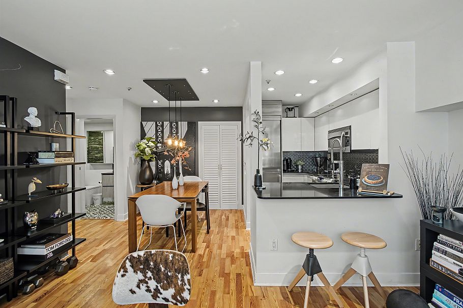 103 669 W 7th Avenue Vancouver, BC - 7