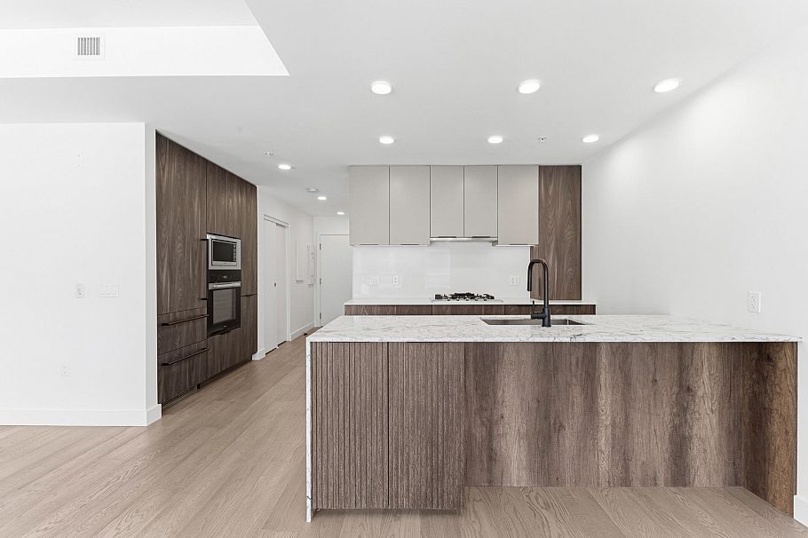 202 3590 W 39th Avenue Vancouver, BC - 7