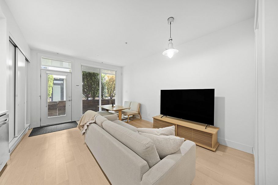 10 1419 E 1st Avenue Vancouver, BC - 15