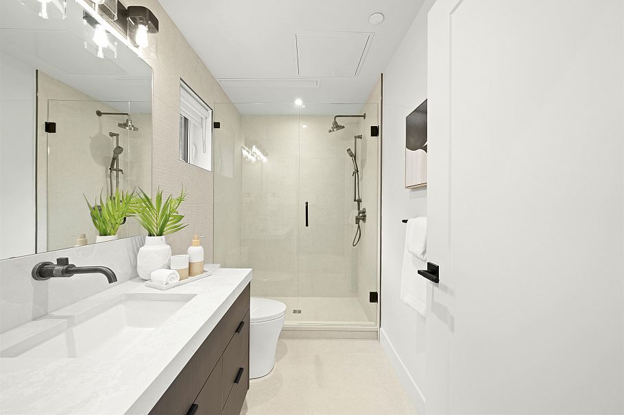 1 3466 W 22nd Avenue Vancouver, BC - 27