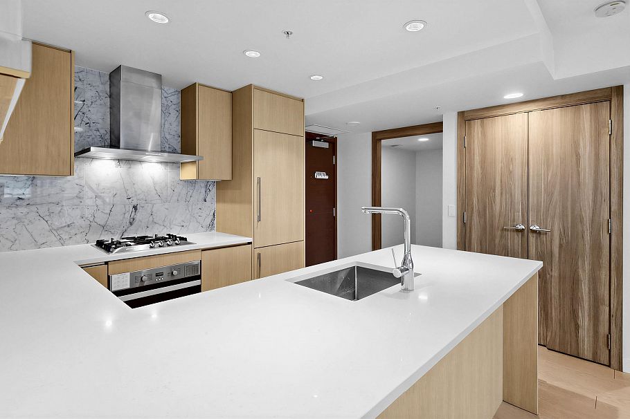 611 455 SW Marine Drive Vancouver, BC - 6