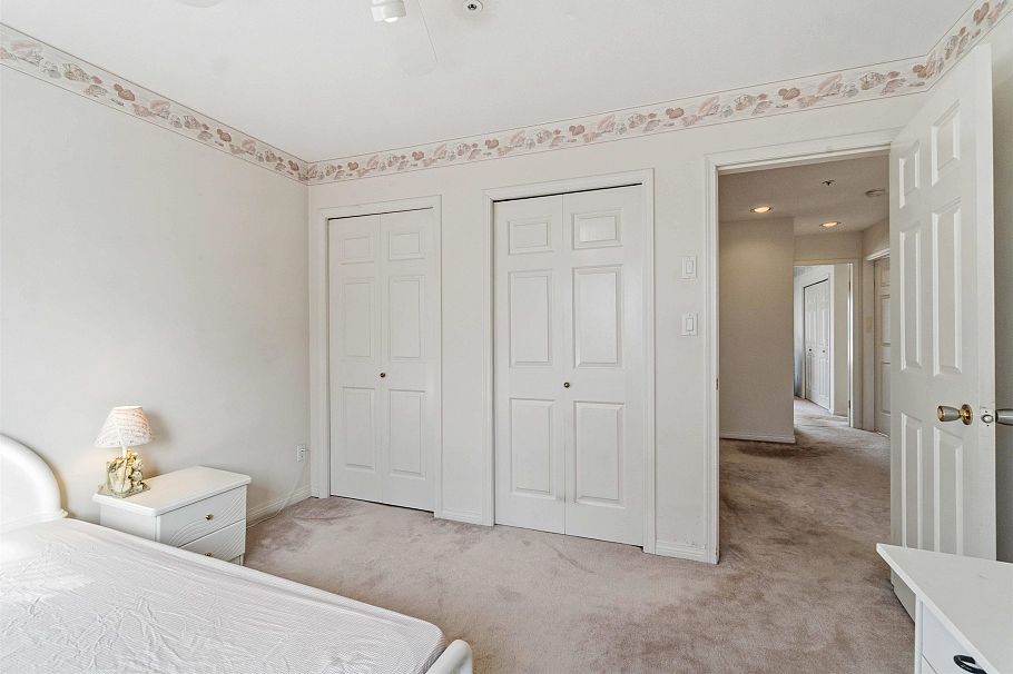 1769 E 49th Avenue Vancouver, BC - 14