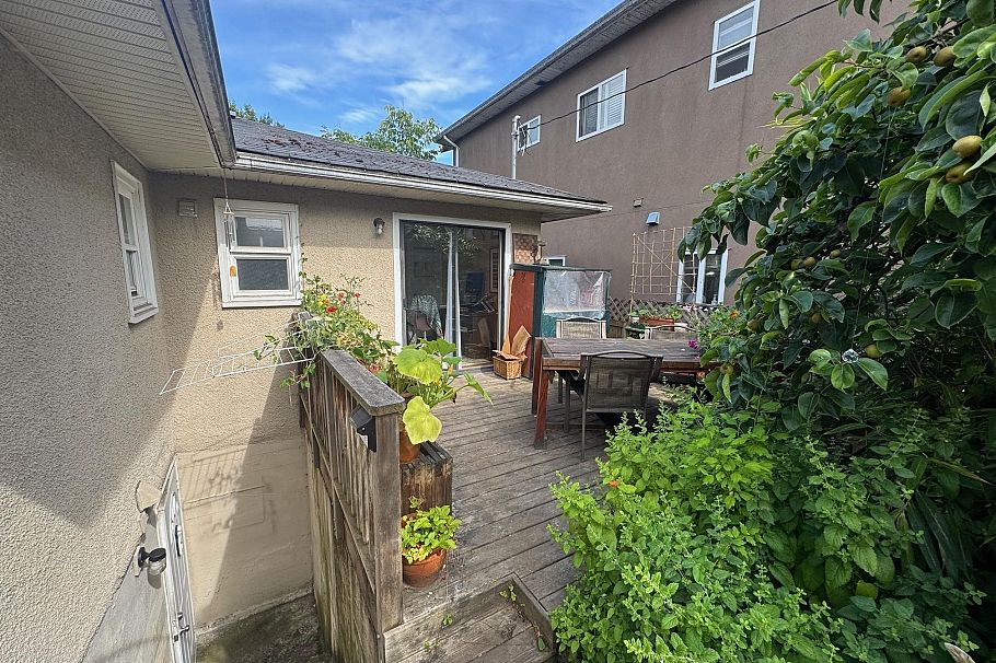5569 Culloden Street Vancouver, BC - 11