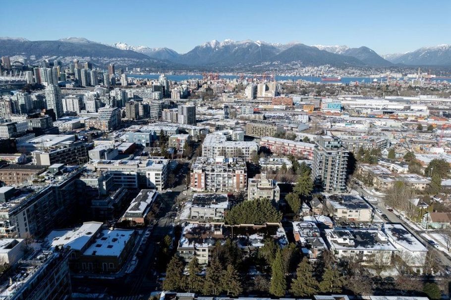 521 311 E 6 Avenue Vancouver, BC - 35