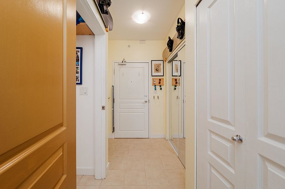 420 4028 Knight Street Vancouver, BC - 13