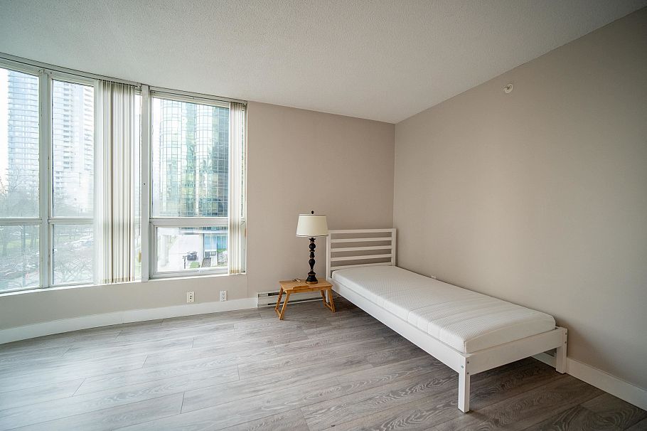 302 588 Broughton Street Vancouver, BC - 13