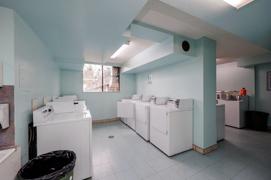 1903 145 St. Georges Avenue North Vancouver, BC - 21