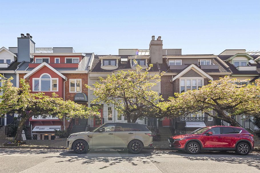 1858 W 1st Avenue Vancouver, BC - 1