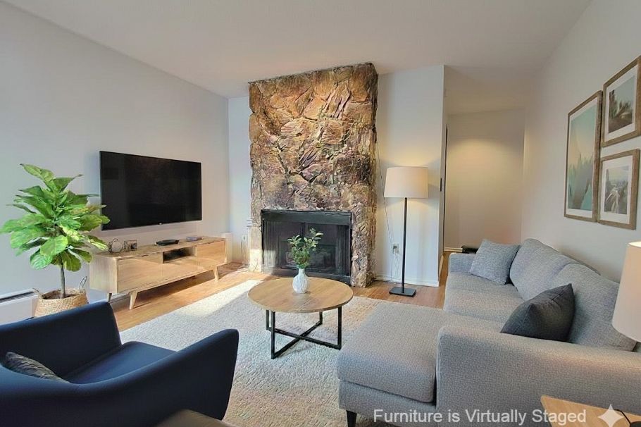 108 1420 E 7th Avenue Vancouver, BC - 1