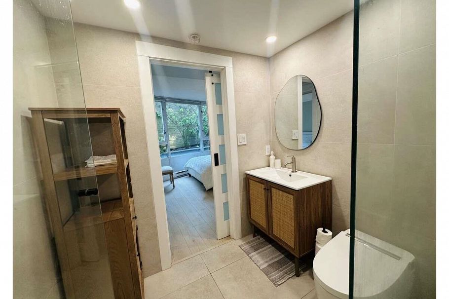 202 1033 Marinaside Crescent Vancouver, BC - 8