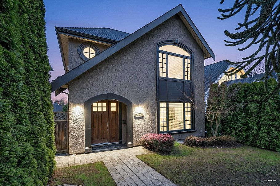 4009 W 11th Avenue Vancouver, BC - 3