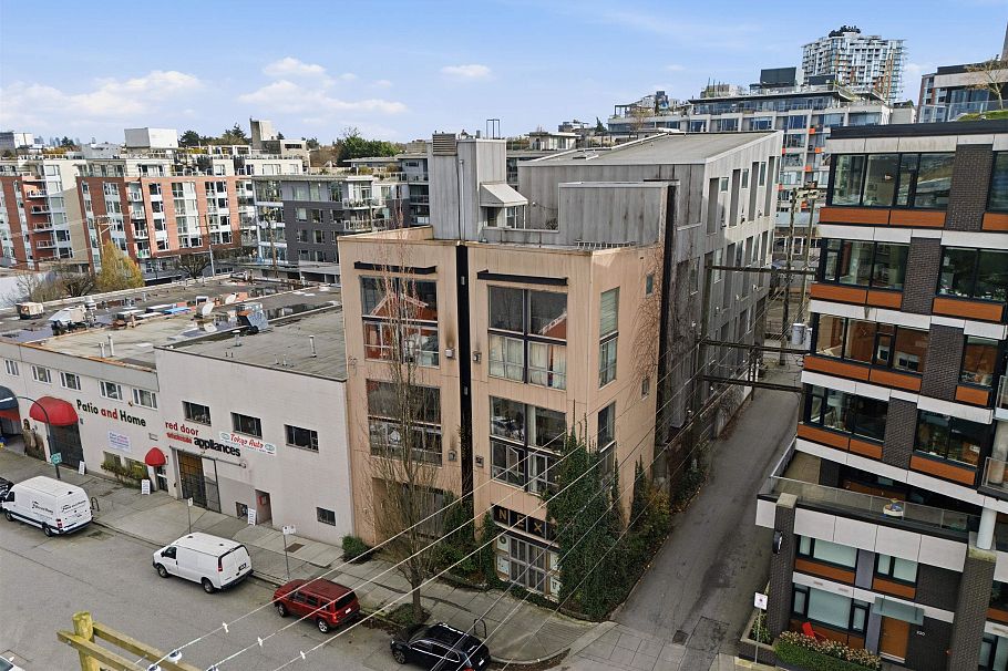 203 234 E 5th Avenue Vancouver, BC - 3