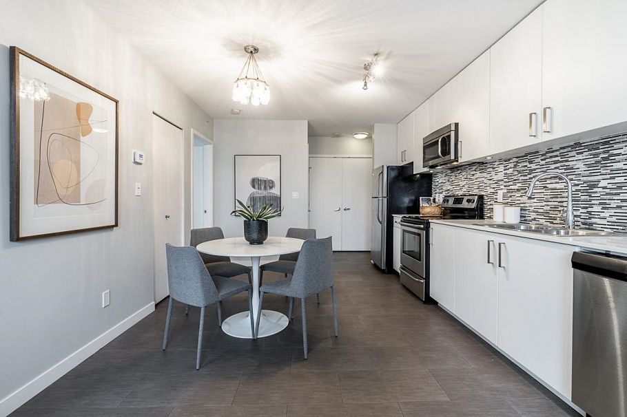 1011 66 W Cordova Street Vancouver, BC - 9