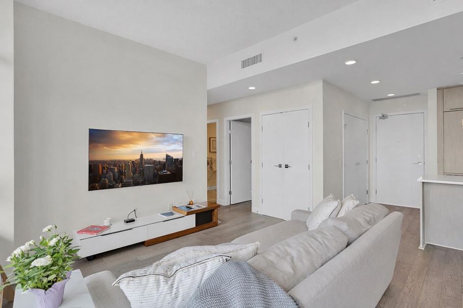 505 5033 Cambie Street Vancouver, BC - 3