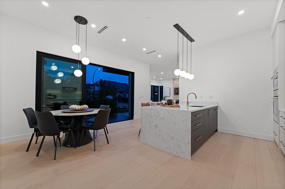 1605 E 21st Avenue Vancouver, BC - 12