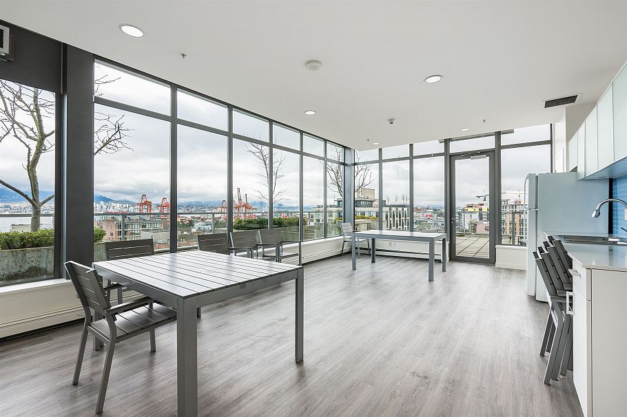 1011 66 W Cordova Street Vancouver, BC - 23
